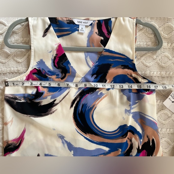 NWT Nine West Vibrant Sleeveless Blouse Women’s Size XS - Picture 12 of 13